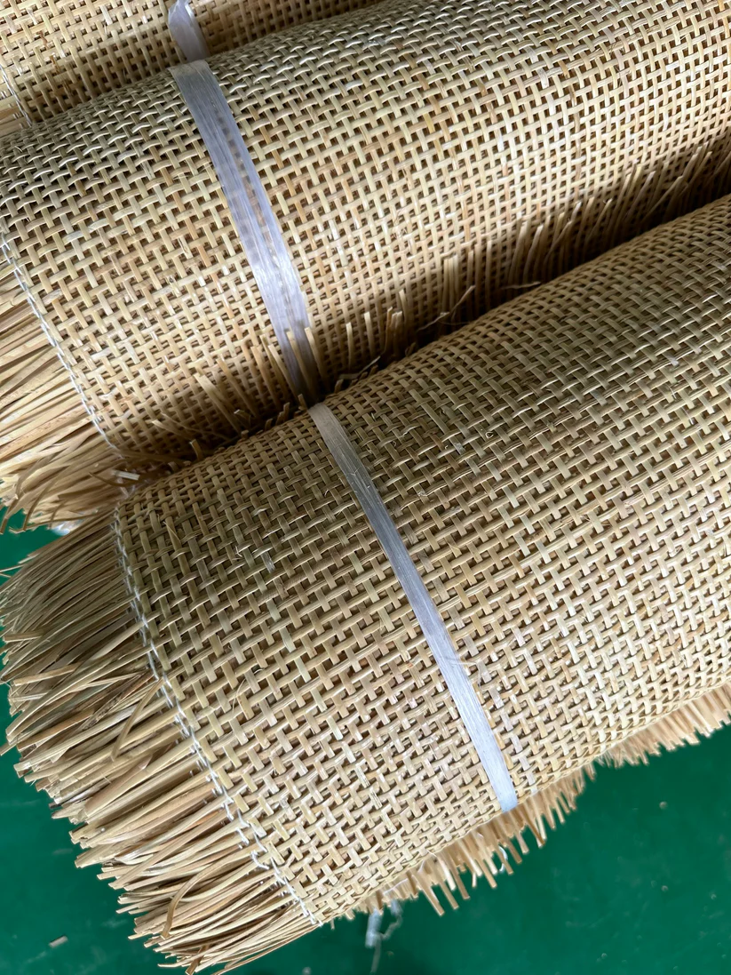 natural-light-yellow-radio-square-rattan-cane-webbing-grade-aa_2