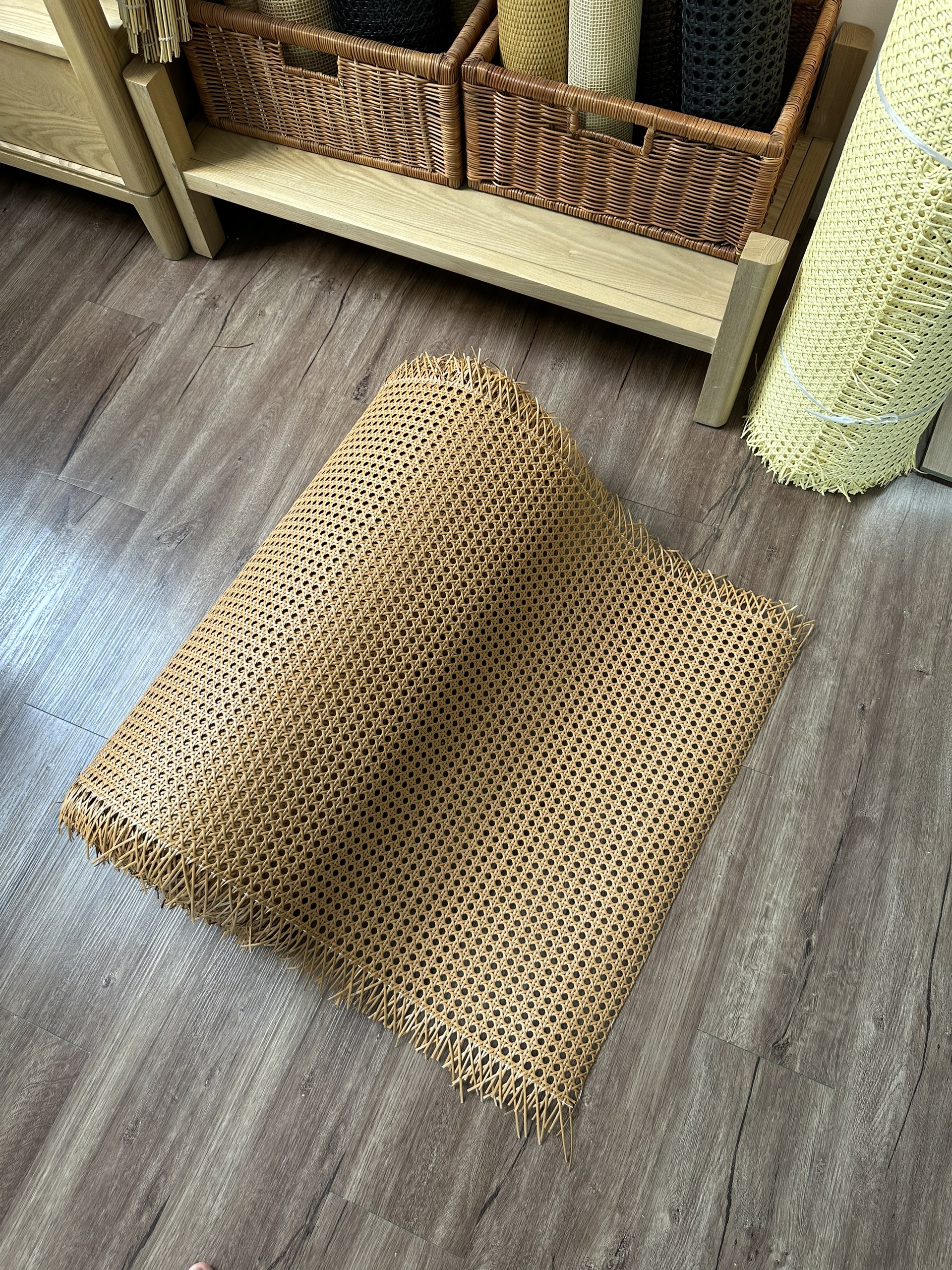 plastic-hexagon-rattan-cane-webbing (14)