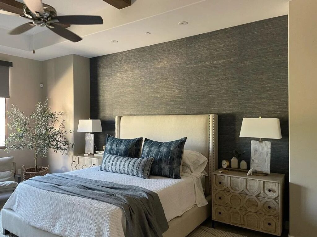 Grasscloth wallpaper bedroom